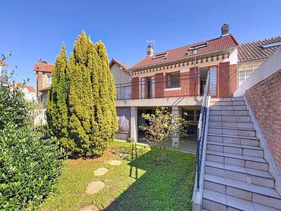 Maison ancienne - 90 m² - 5 pièces