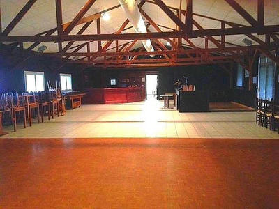 Maison - 550 m² - 11 pièces