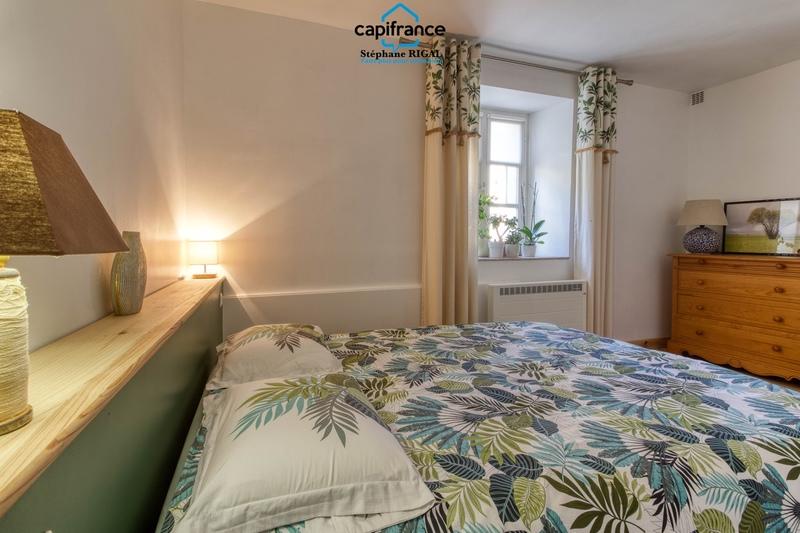 Maison en pierre - 130 m² - 7 pièces