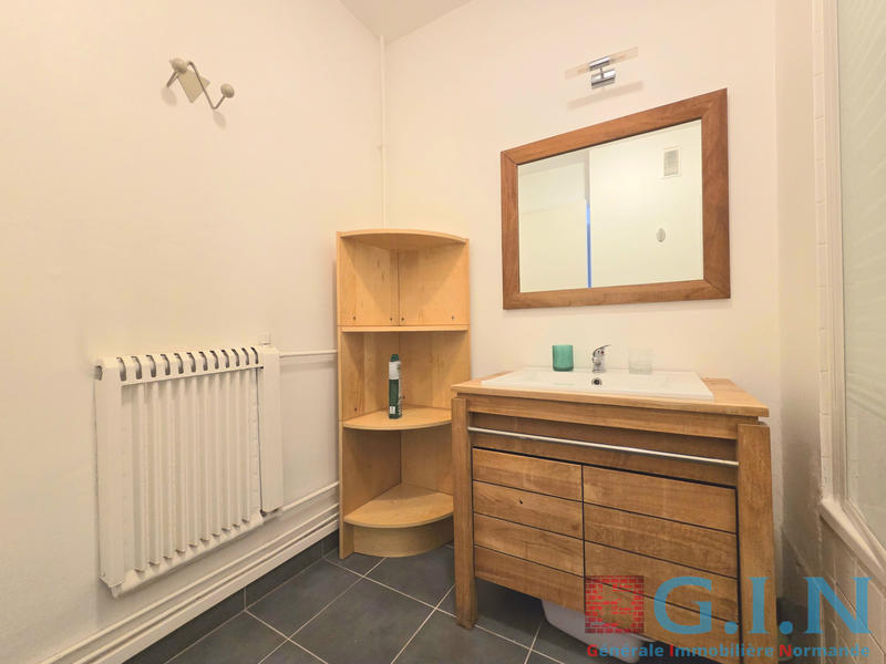 Appartement - 97 m² - 4 pièces