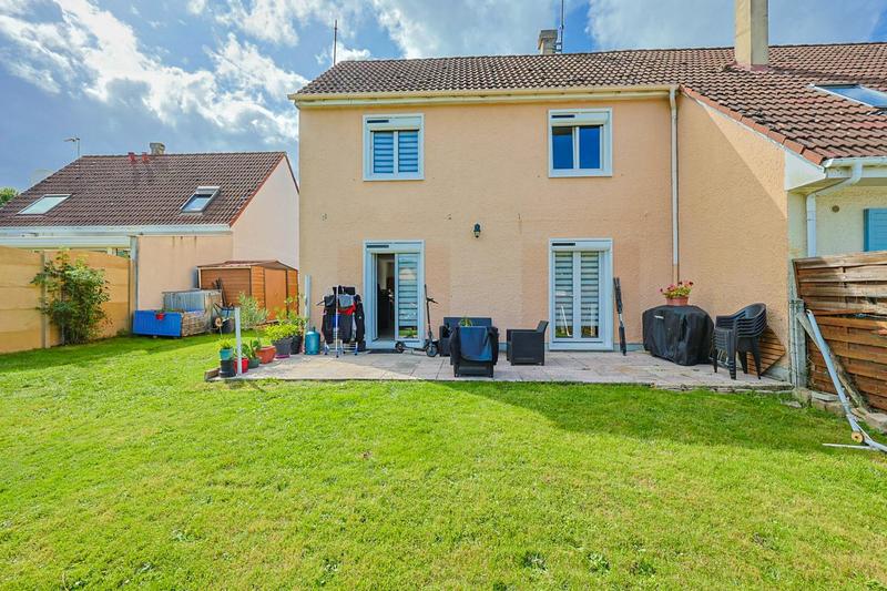 Maison - 87 m² - 4 pièces