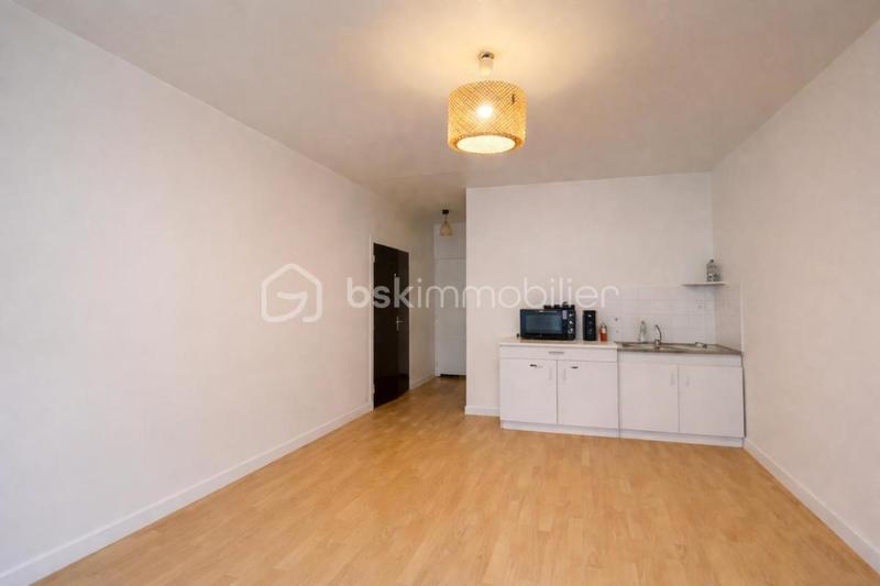 Immeuble - 247 m² - 10 pièces