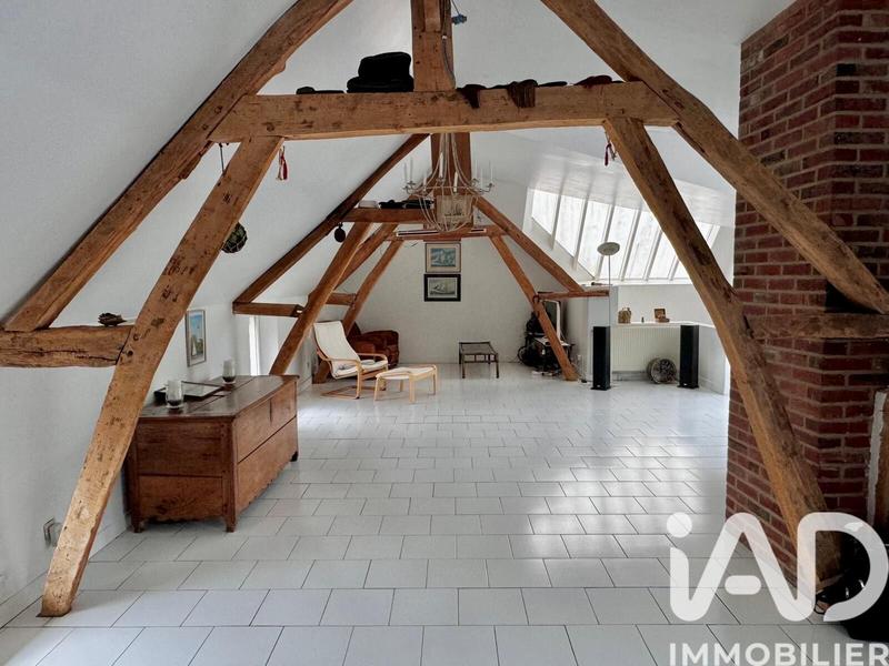 Maison - 261 m² - 10 pièces
