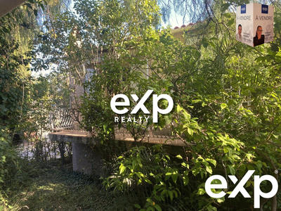 Maison - 160 m² - 8 pièces