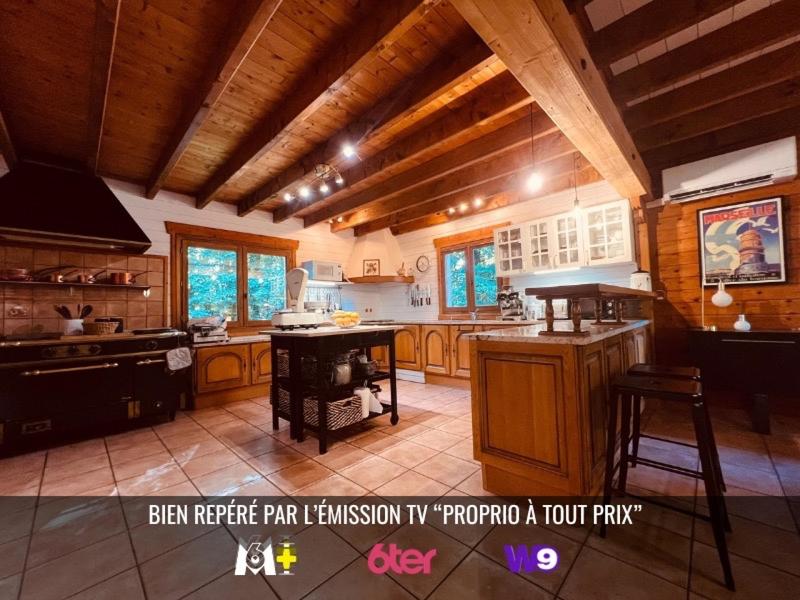 Maison - 280 m² - 7 pièces