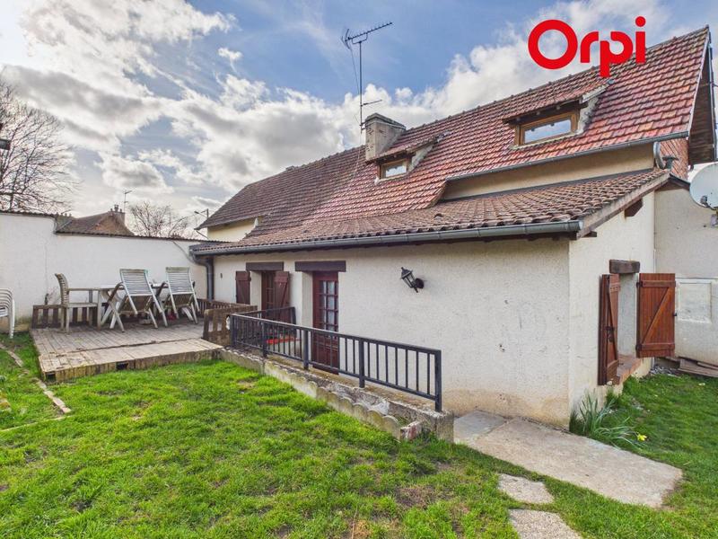 Maison - 80 m² - 5 pièces