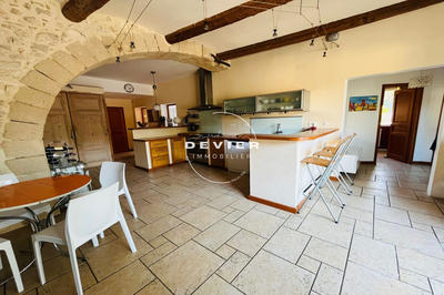 Maison - 307 m² - 7 pièces