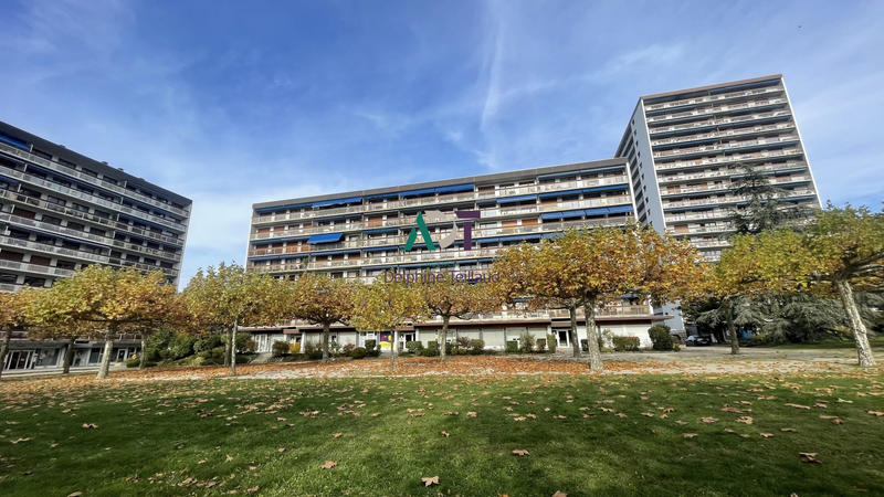 Appartement - 83 m² - 4 pièces