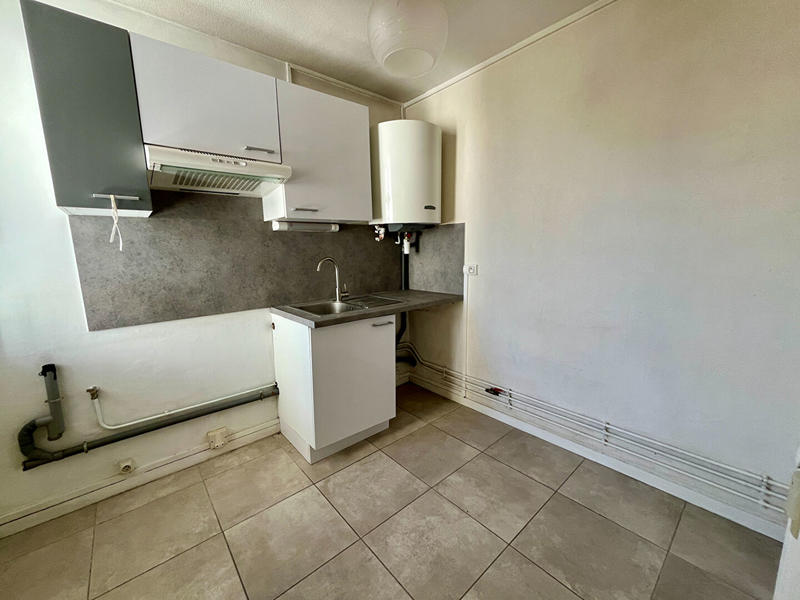 Appartement - 80 m² - 4 pièces