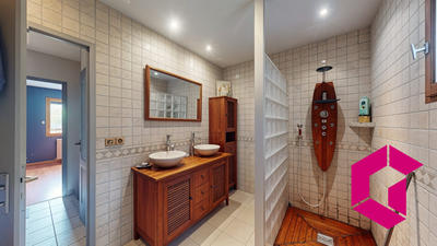 Maison - 100 m² - 4 pièces