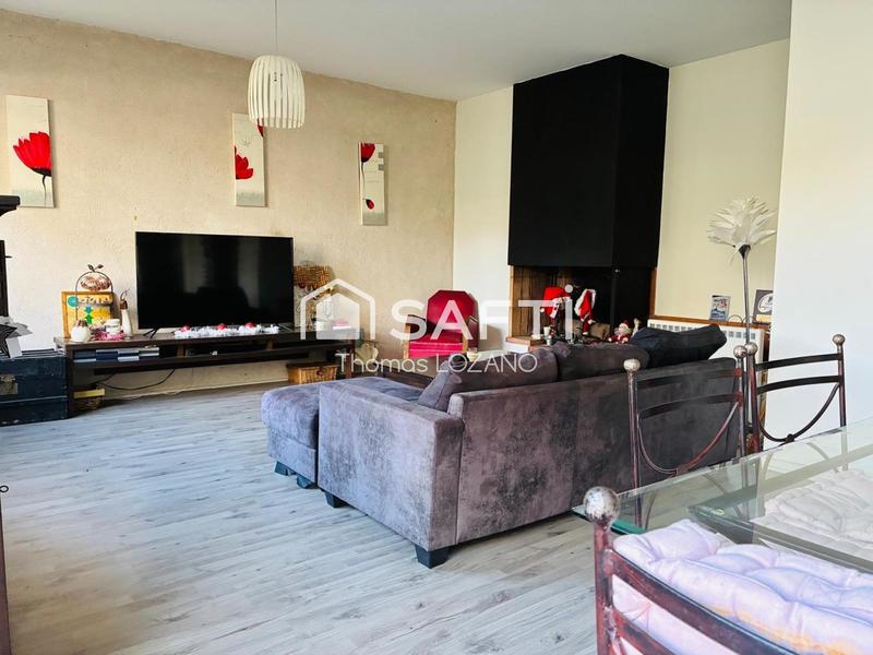 Maison de ville - 196 m² - 9 pièces