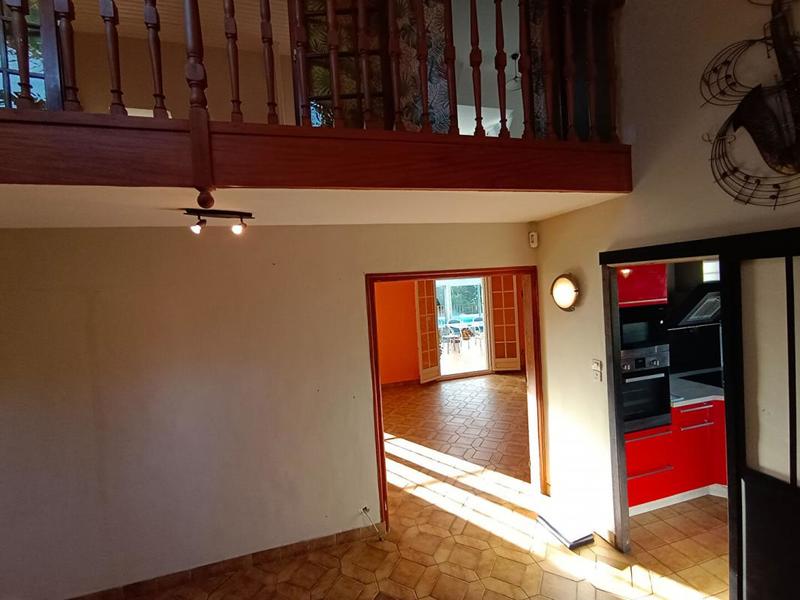 Maison - 152 m² - 6 pièces