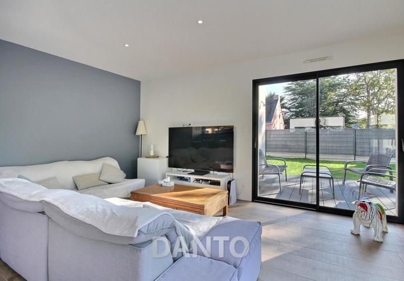 Maison - 161 m² - 5 pièces