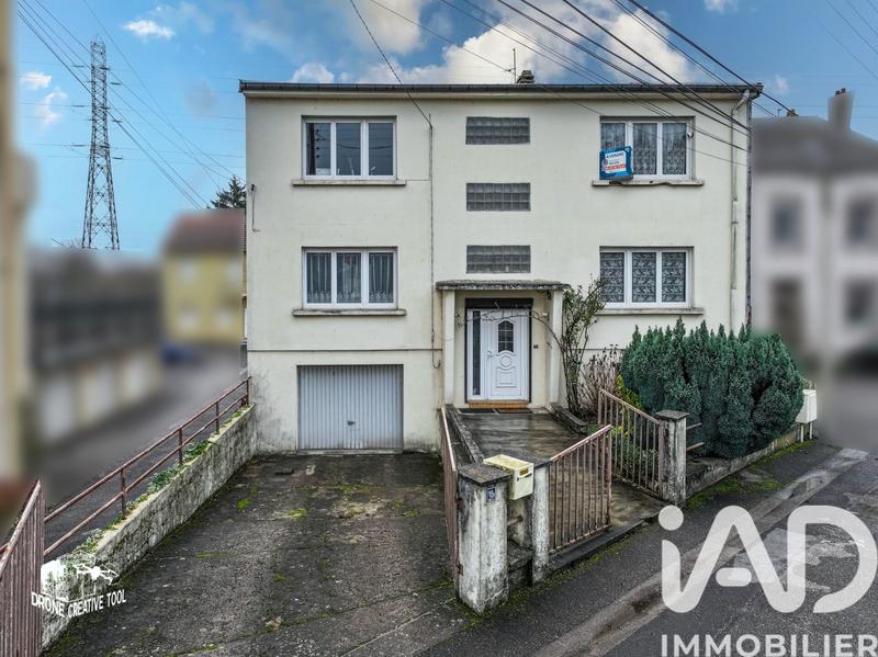 Maison - 180 m² - 8 pièces