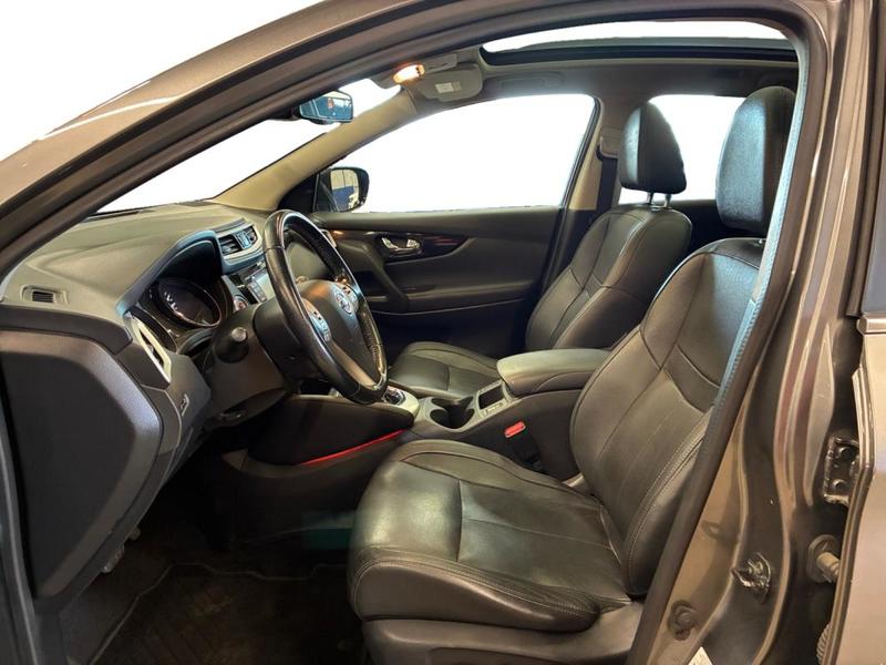 Nissan Qashqai 1.6 dCi 130 Xtronic n-Connecta