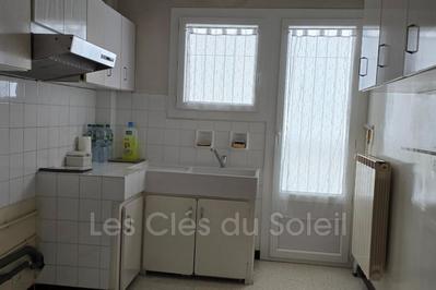 Appartement - 75 m² - 4 pièces