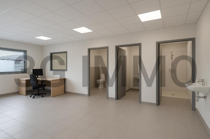 Local commercial - 788 m² - 6 pièces