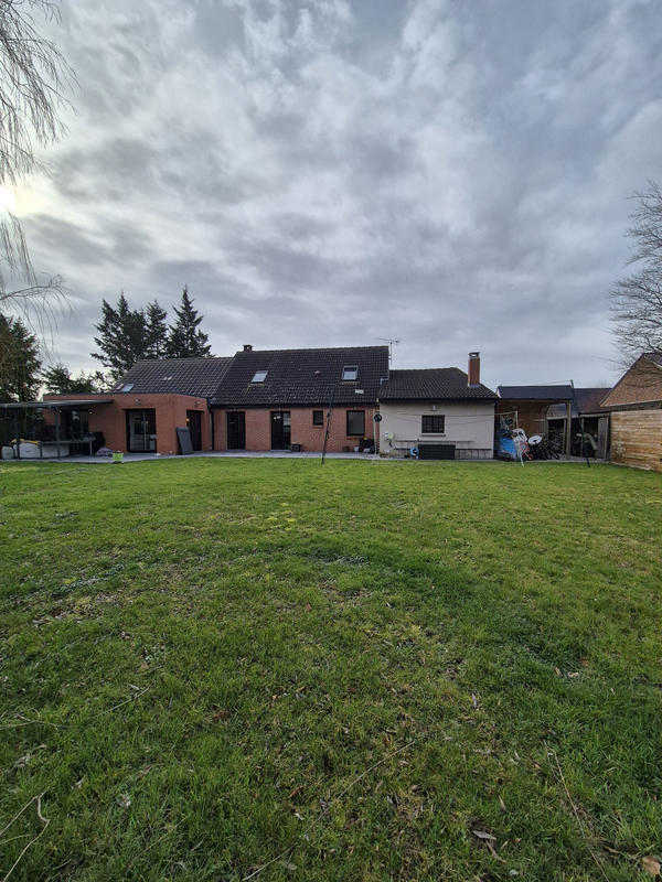 Maison - 160 m² - 7 pièces