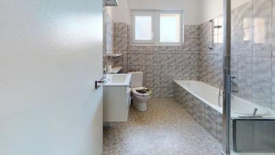 Maison - 207 m² - 7 pièces