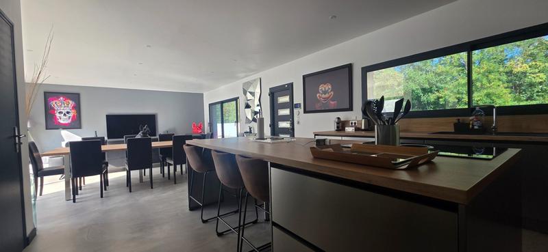 Maison - 146 m² - 6 pièces