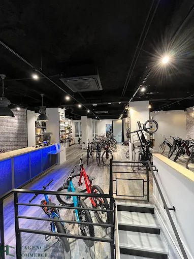 Fonds de commerce - Local commercial - 139 m²