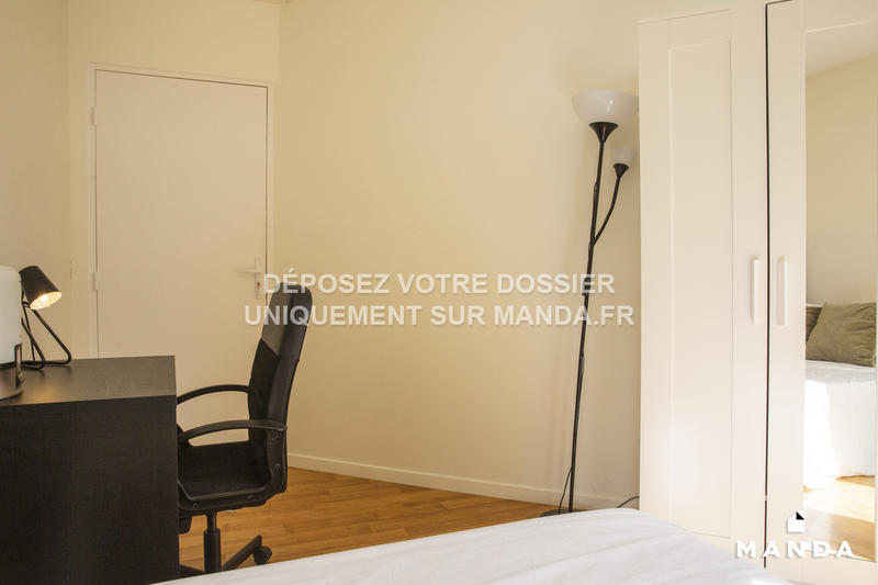 Chambre - 9 m² - 5 pièces