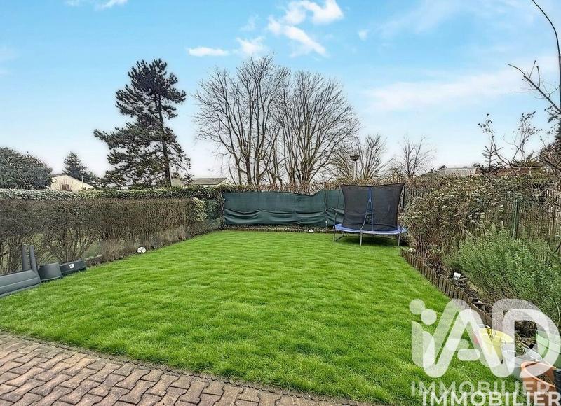 Maison - 99 m² - 5 pièces