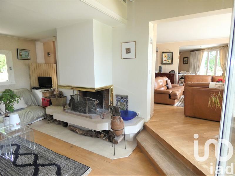 Maison - 280 m² - 9 pièces