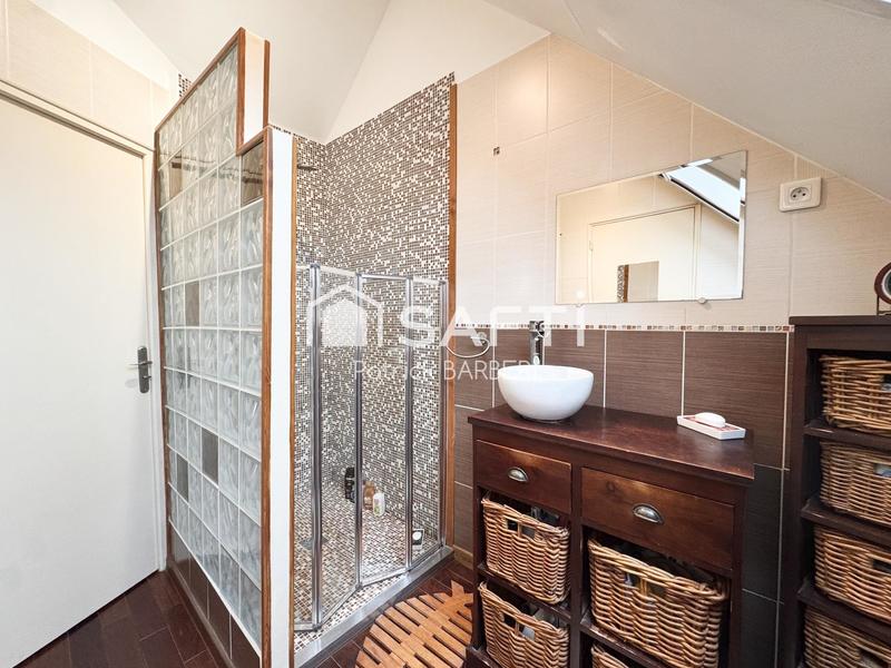 Maison - 146 m² - 6 pièces