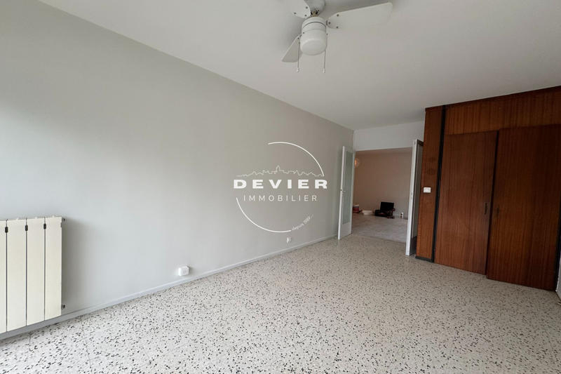 Appartement - 98 m² - 4 pièces