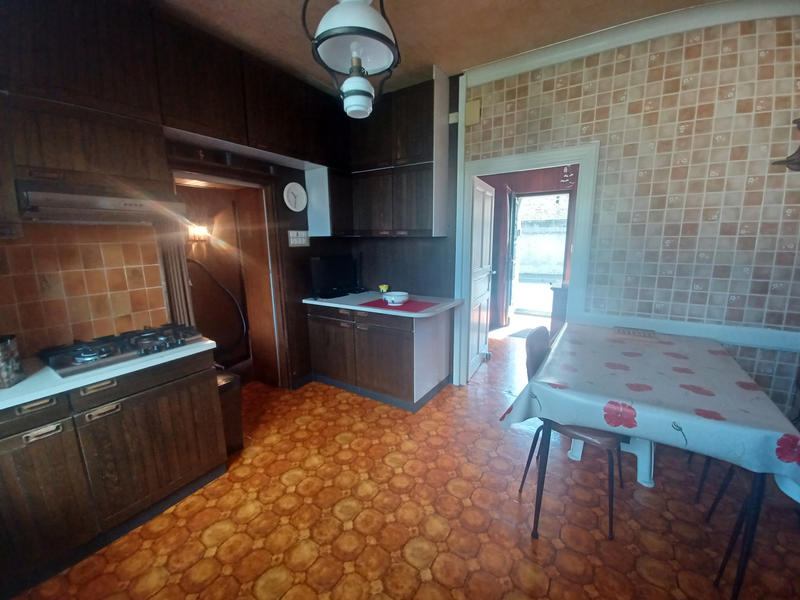 Maison - 121 m² - 5 pièces