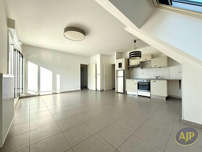 Appartement - 67 m² - 3 pièces