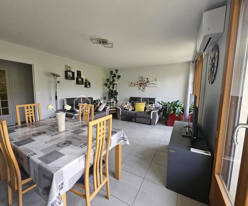 Appartement - 94 m² - 5 pièces