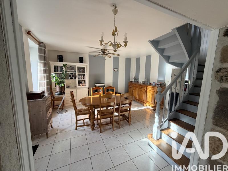 Maison - 128 m² - 4 pièces