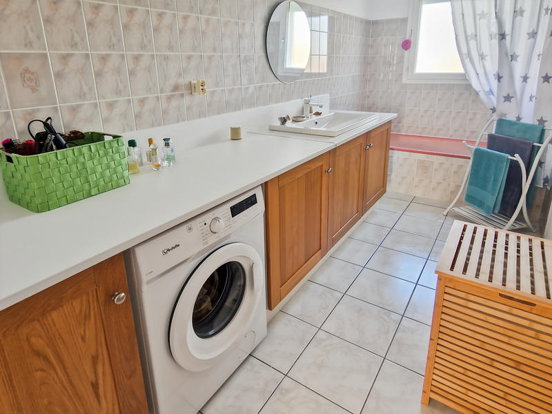 Maison - 110 m² - 4 pièces