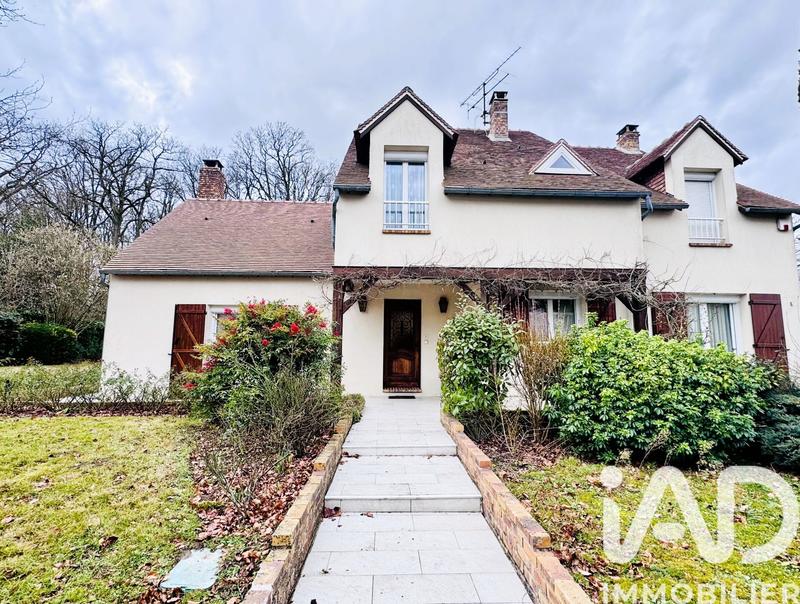 Maison - 200 m² - 7 pièces