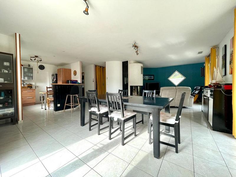 Maison - 160 m² - 6 pièces