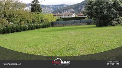 Villa - 90 m² - 4 pièces