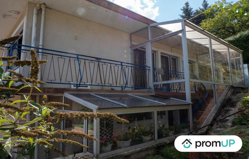 Maison - 190 m² - 9 pièces