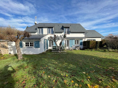 Maison - 192 m² - 7 pièces