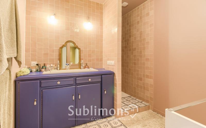 Maison - 199 m² - 7 pièces