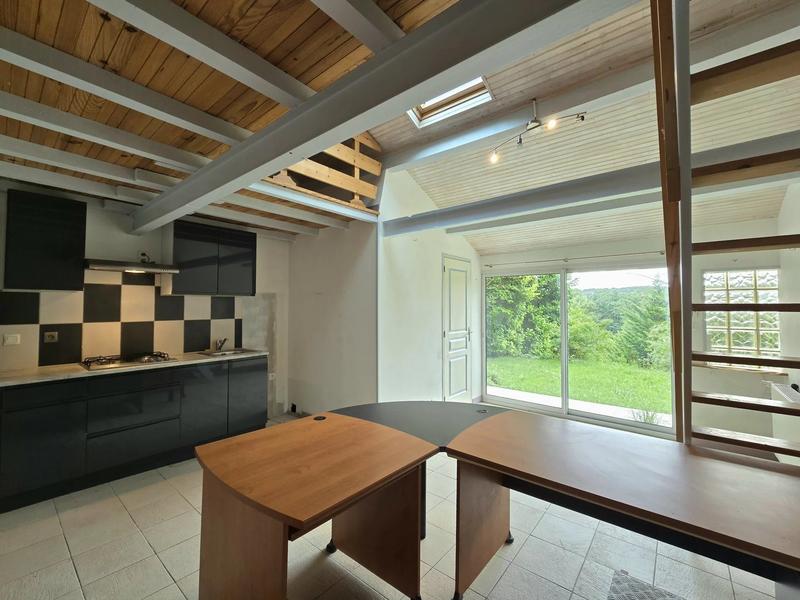 Maison - 282 m² - 11 pièces