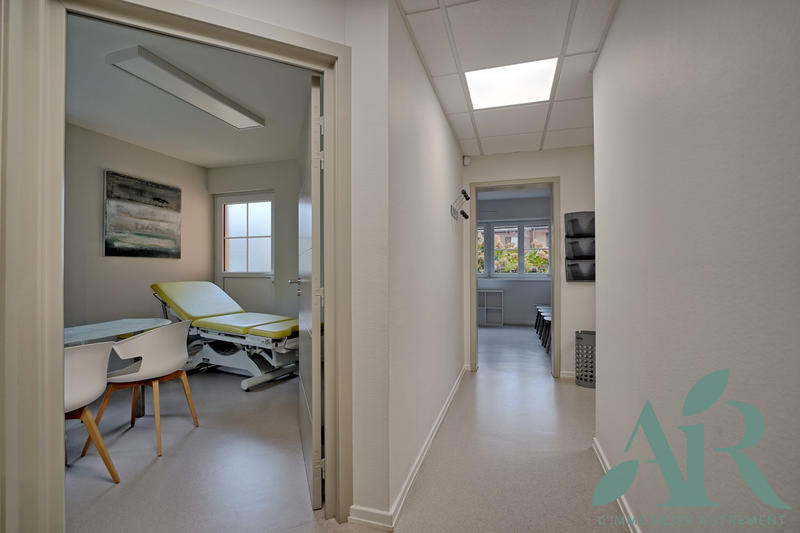 Maison - 268 m² - 5 pièces