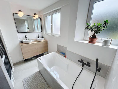 Appartement - 94 m² - 3 pièces