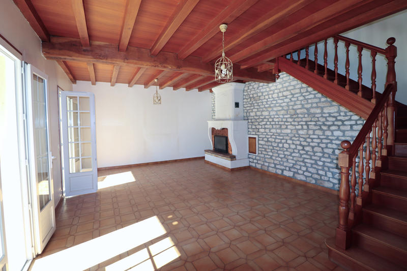 Maison - 145 m² - 6 pièces