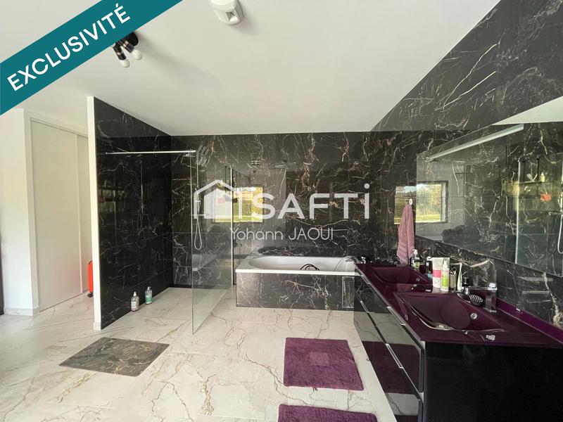 Maison - 183 m² - 5 pièces