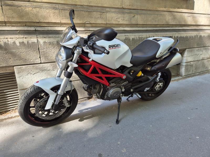 Ducati Monster