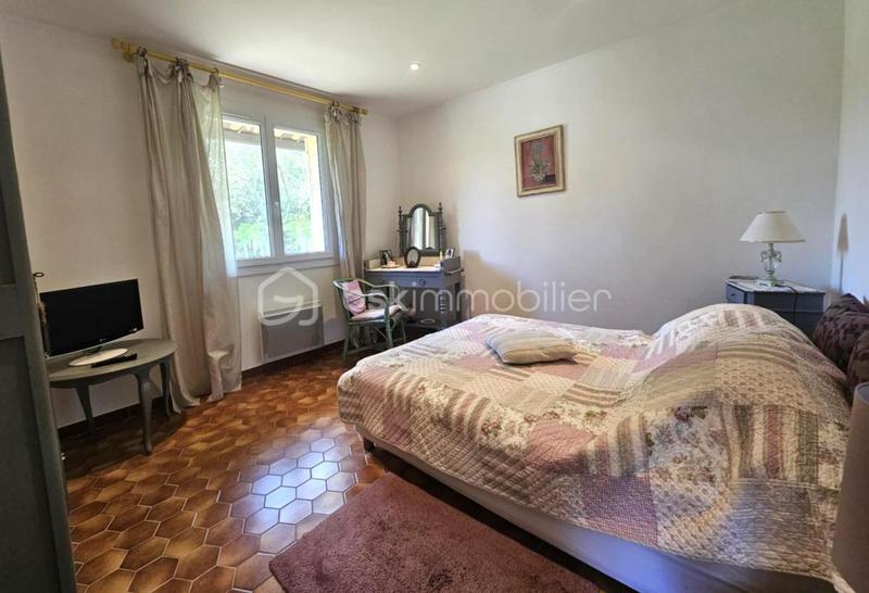 Maison traditionnelle - 130 m² - 5 pièces