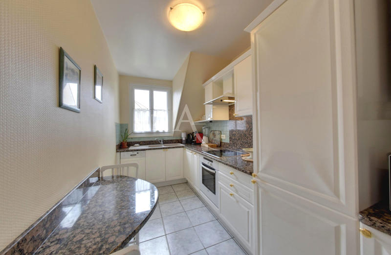 Appartement - 83 m² - 4 pièces