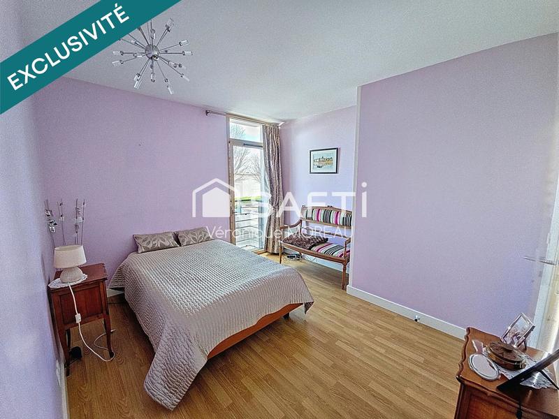 Appartement - 93 m² - 4 pièces